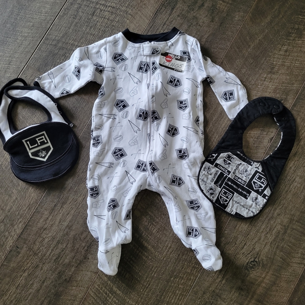 LA Los Angeles Kings NHL Hockey Footie With Bibs